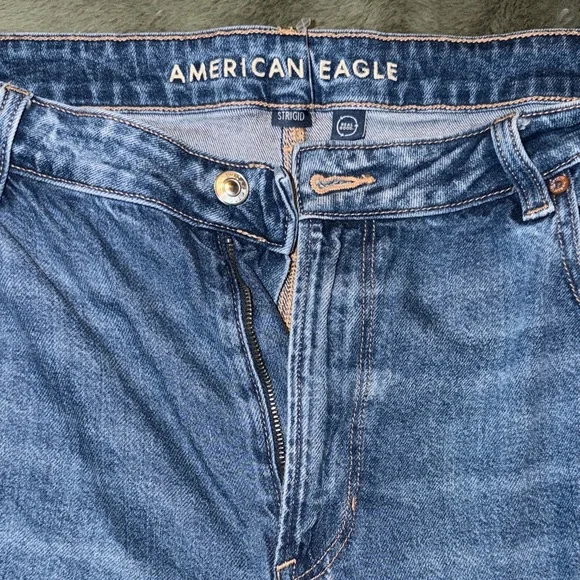 American Eagle Outfitters Blue Cropped Jeans - Picture 2 of 6